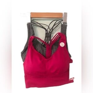 NWT Pro-Fit size S seamless sports bras